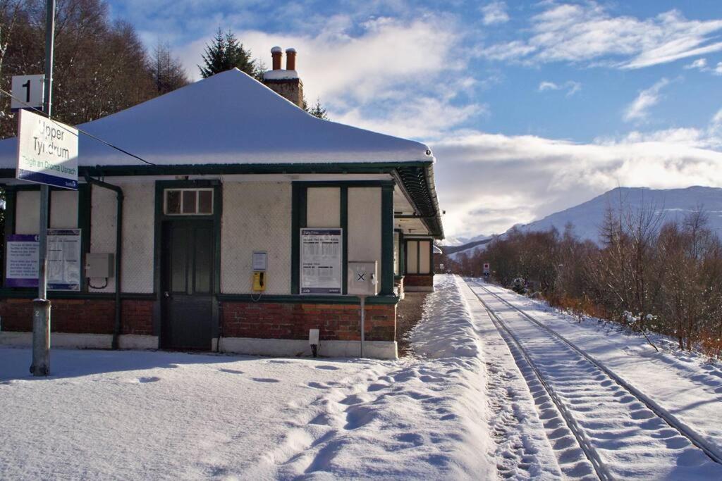 Scottish Highland Tyndrum Upper Station *